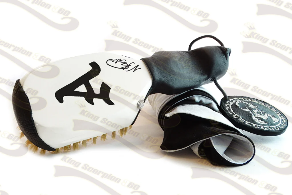 King Scorpion 360 Leather Grip Hard Tight Wave Brush Set | White & Black King Scorpion 360 Leather Grip Hard Tight Wave Brush Set | White & Black