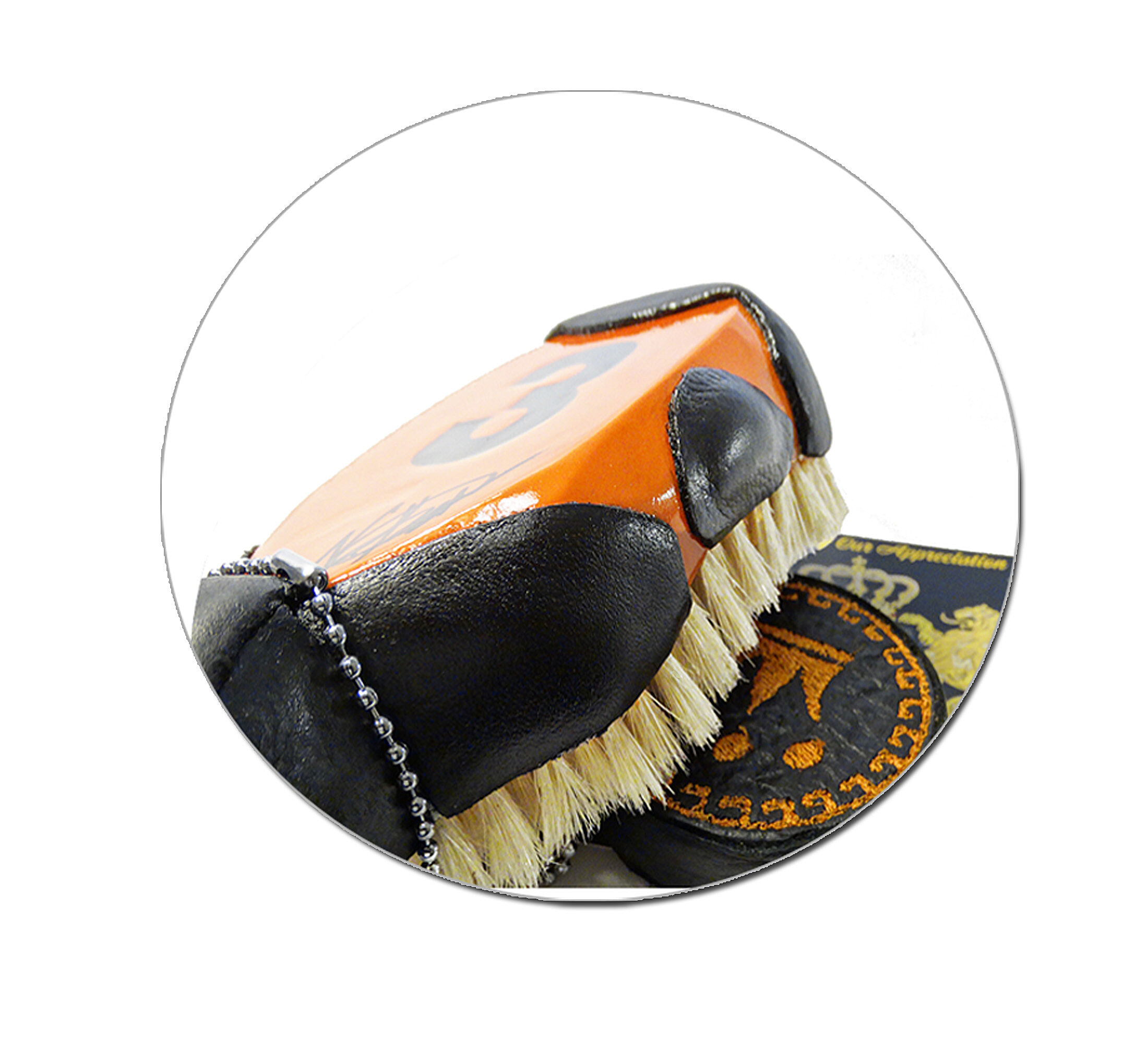 King Scorpion 360 Leather Grip Medium Soft Club Wave Brush
